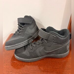 Nike Kids Sneakers in Black